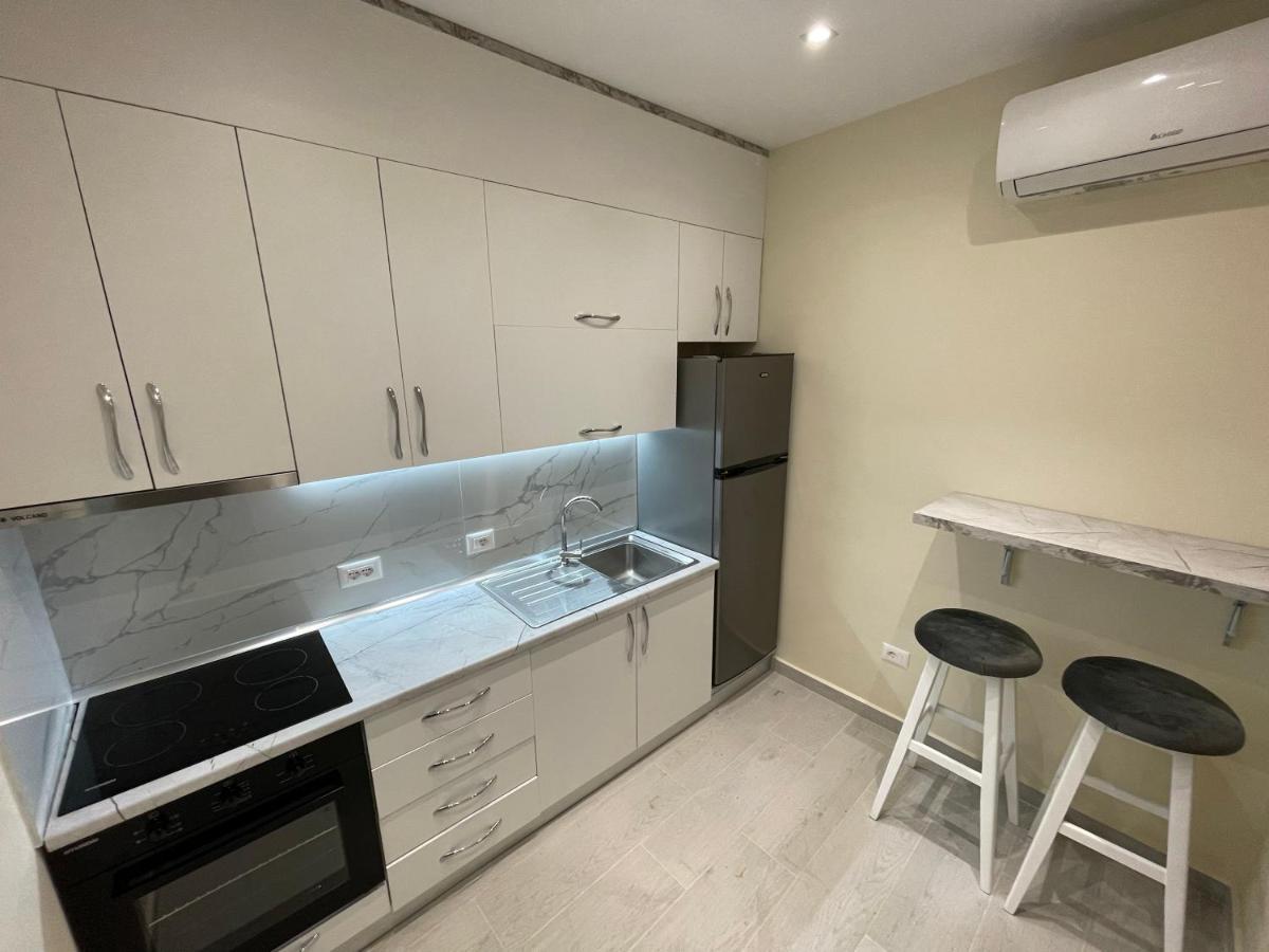 Little Cozy Apartment 4 Sarande Bagian luar foto