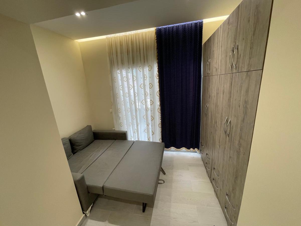 Little Cozy Apartment 4 Sarande Bagian luar foto